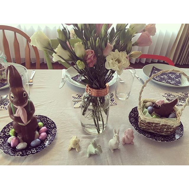 Our table is set for Easter lunch......roast yum! Happy Easter xxxx