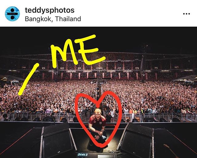 Ed posed for a photo with me 🤣