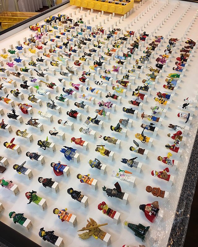 LEGO Minifigure board of dreams by @lilnhip ️️️ (but ummmm it’s not big enough 😮)#lego #legominifigures #legodisplaycase