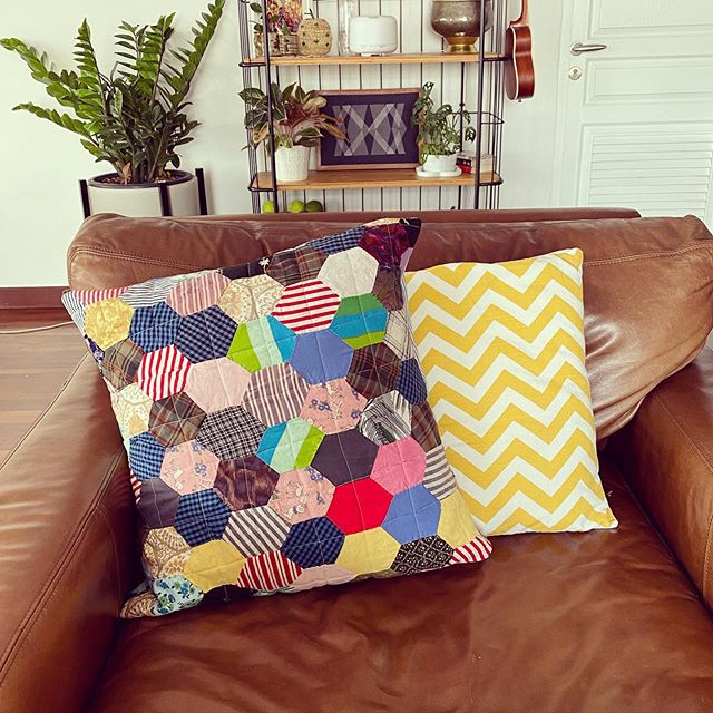 Repurposed one of the vintage quilt tops I have in my sewing cupboard into this cute cushion ️